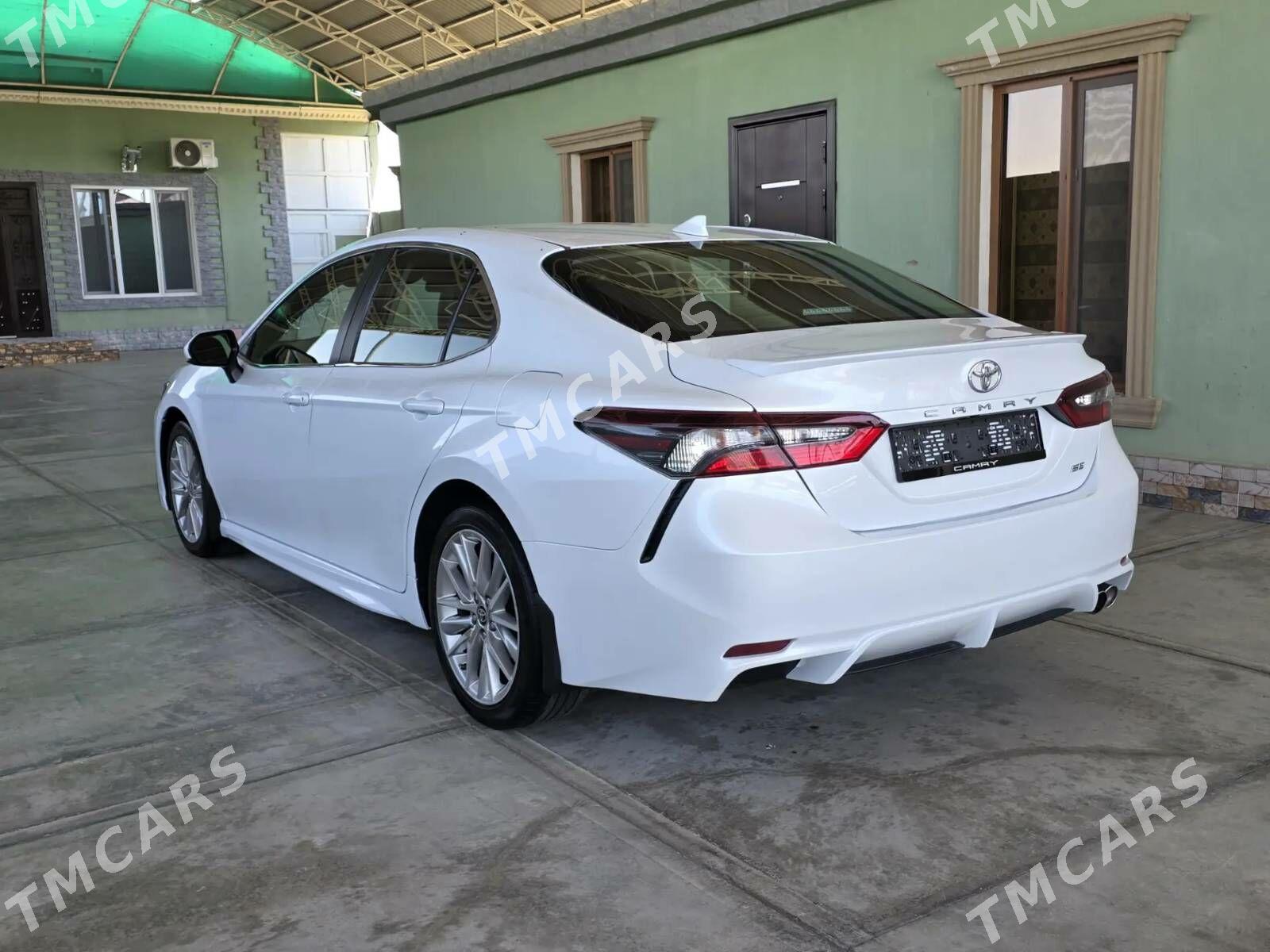 Toyota Camry 2021 - 325 000 TMT - Büzmeýin - img 2