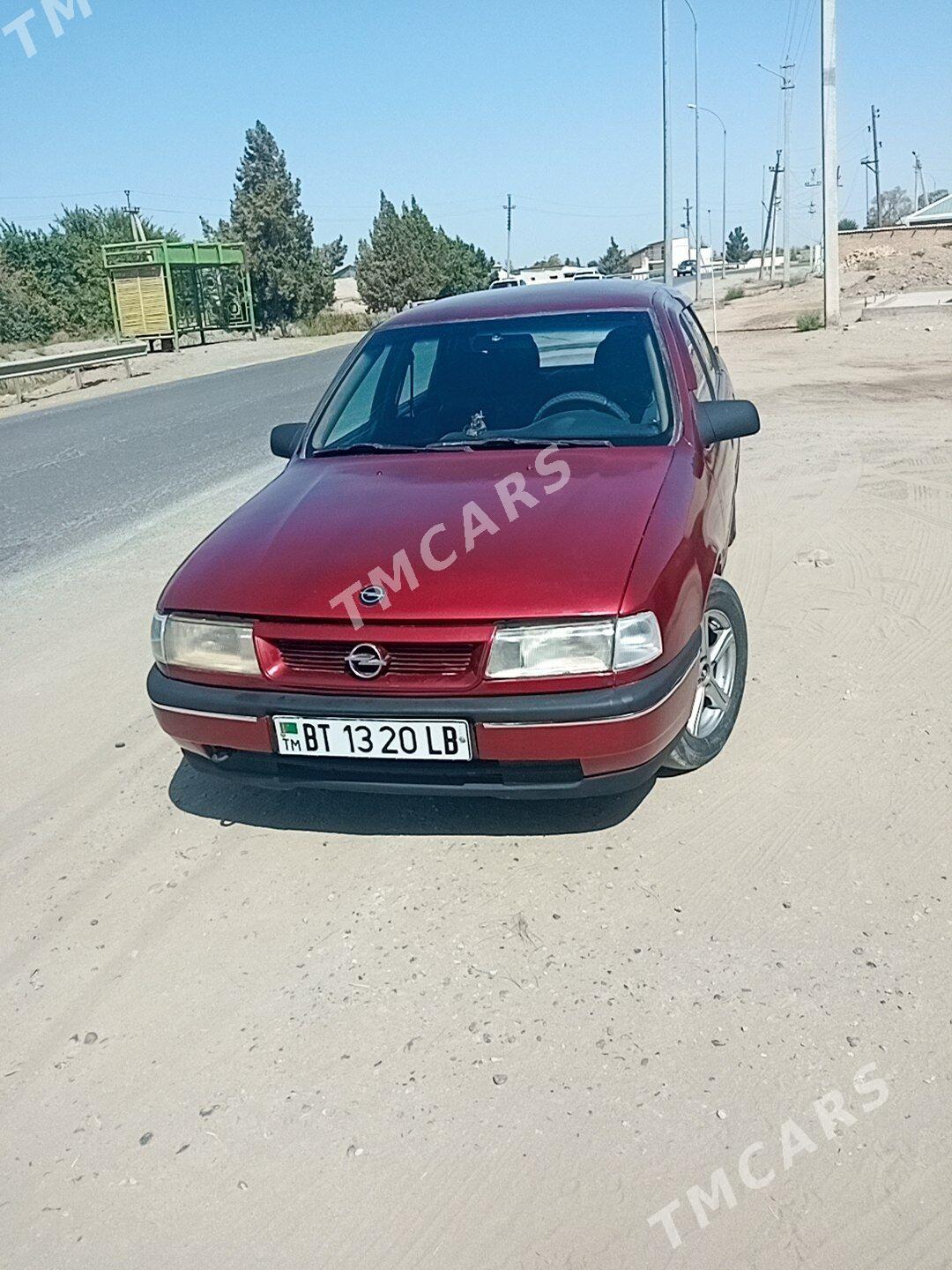 Opel Vectra 1993 - 33 000 TMT - Фарап - img 3