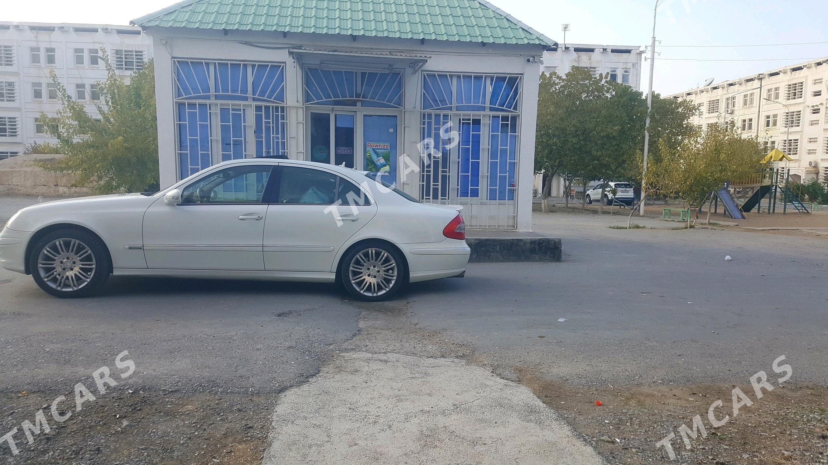 Mercedes-Benz E280 2008 - 182 000 TMT - Büzmeýin - img 3