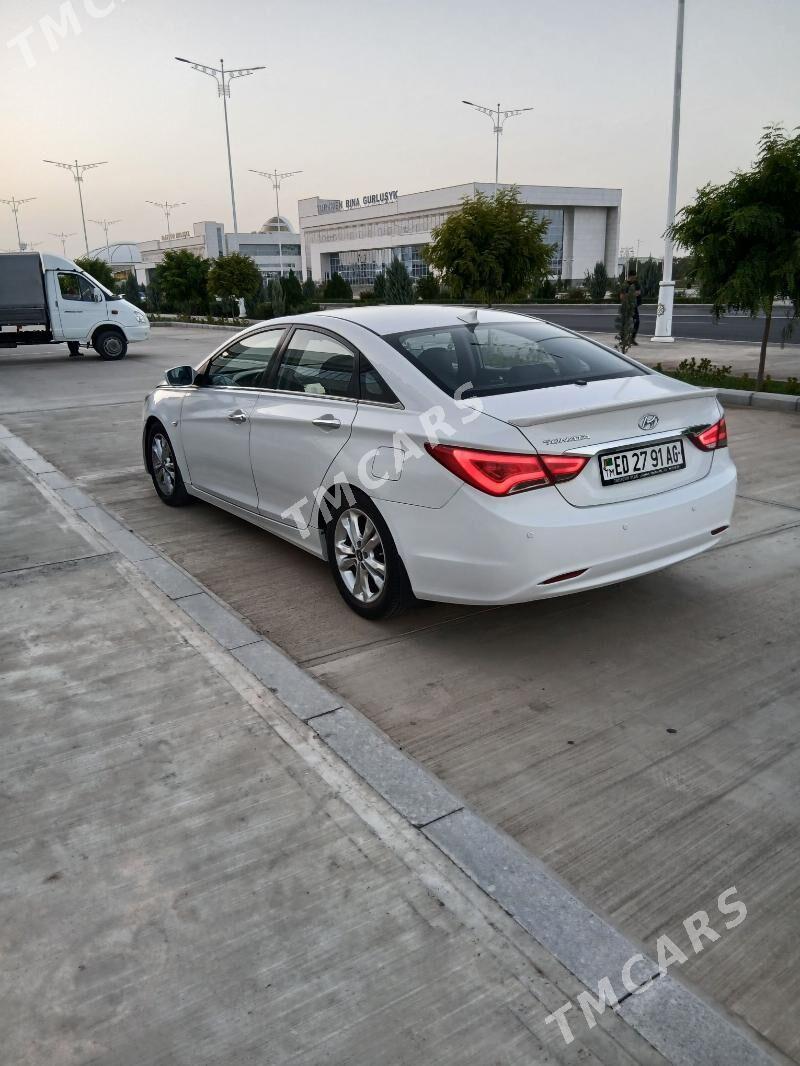 Hyundai Sonata 2010 - 148 000 TMT - Ашхабад - img 4