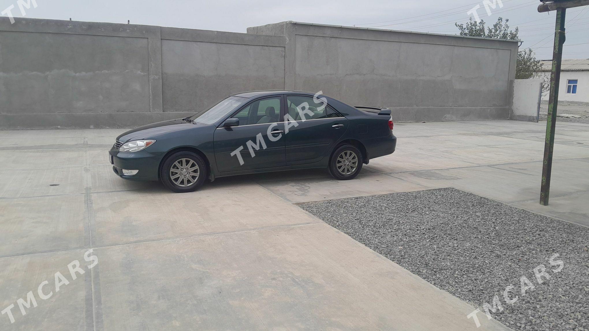 Toyota Camry 2003 - 138 000 TMT - Gyzylarbat - img 3