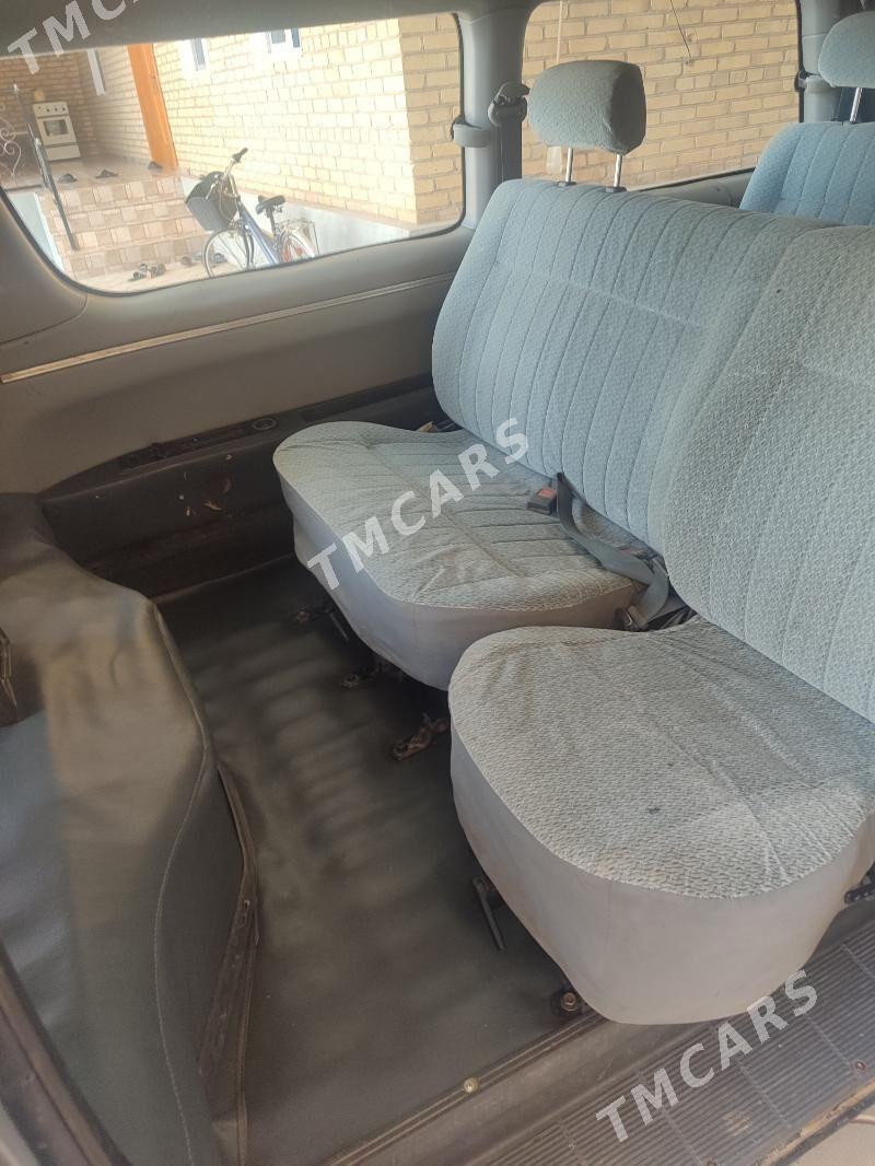 Toyota Hiace 1994 - 60 000 TMT - Керки - img 6