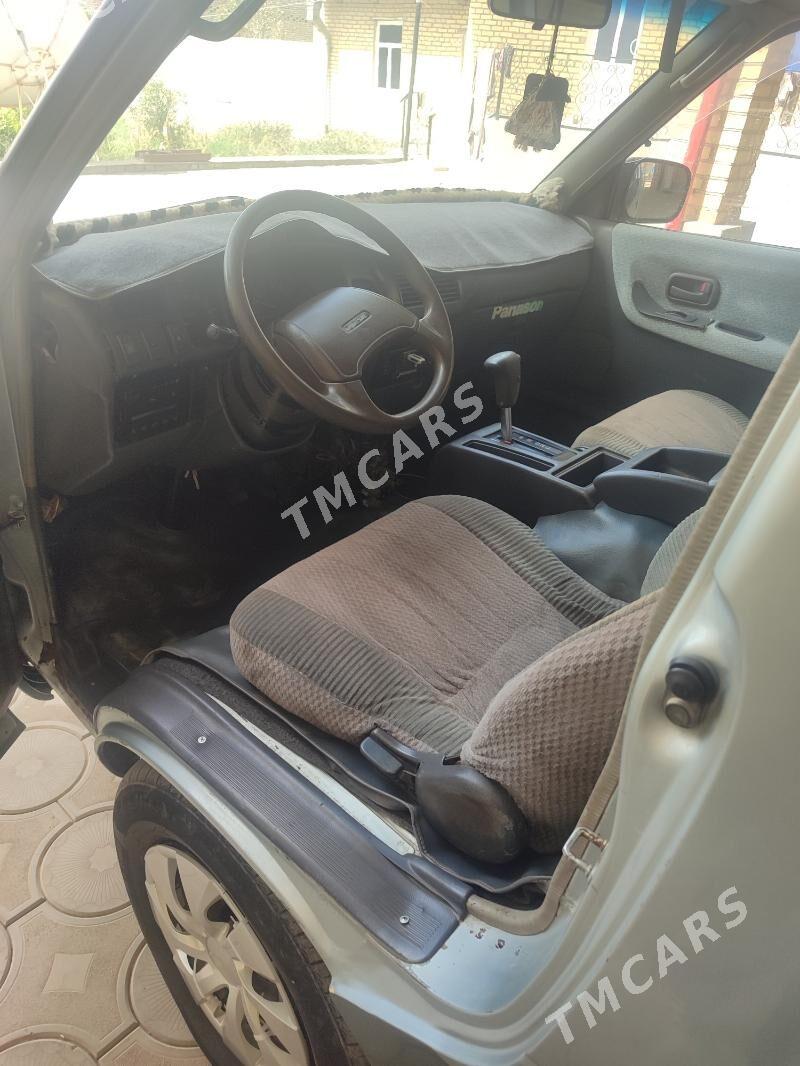 Toyota Hiace 1994 - 60 000 TMT - Керки - img 3