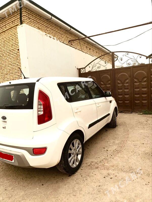 Kia Soul 2011 - 130 000 TMT - Шабатский этрап - img 2