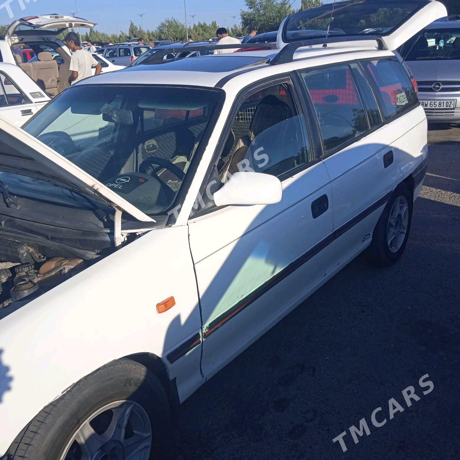 Opel Astra 1993 - 30 000 TMT - Болдумсаз - img 3