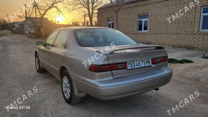 Toyota Camry 1998 - 128 000 TMT - Ёлётен - img 4