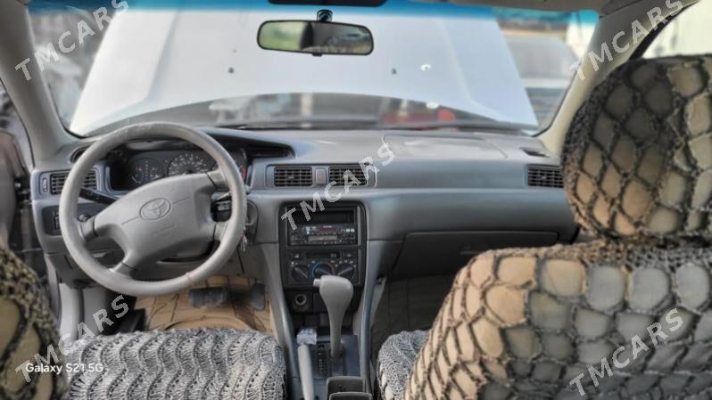 Toyota Camry 1998 - 128 000 TMT - Ёлётен - img 3