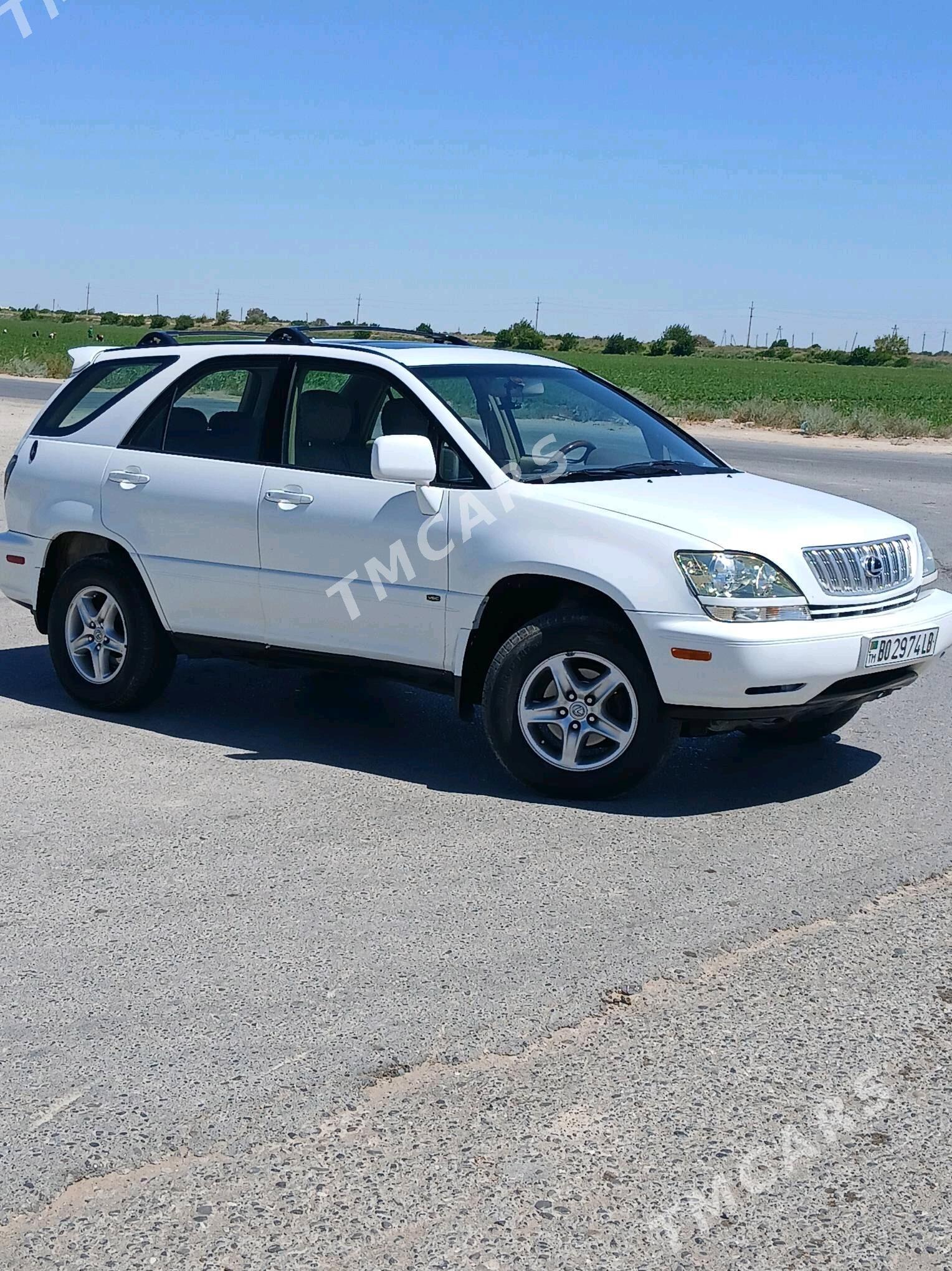 Lexus RX 300 2001 - 190 000 TMT - Сакар - img 3