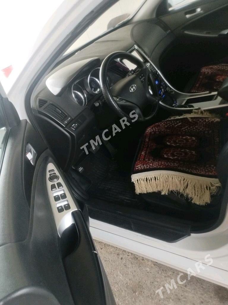 Hyundai Sonata 2010 - 144 000 TMT - Ашхабад - img 4