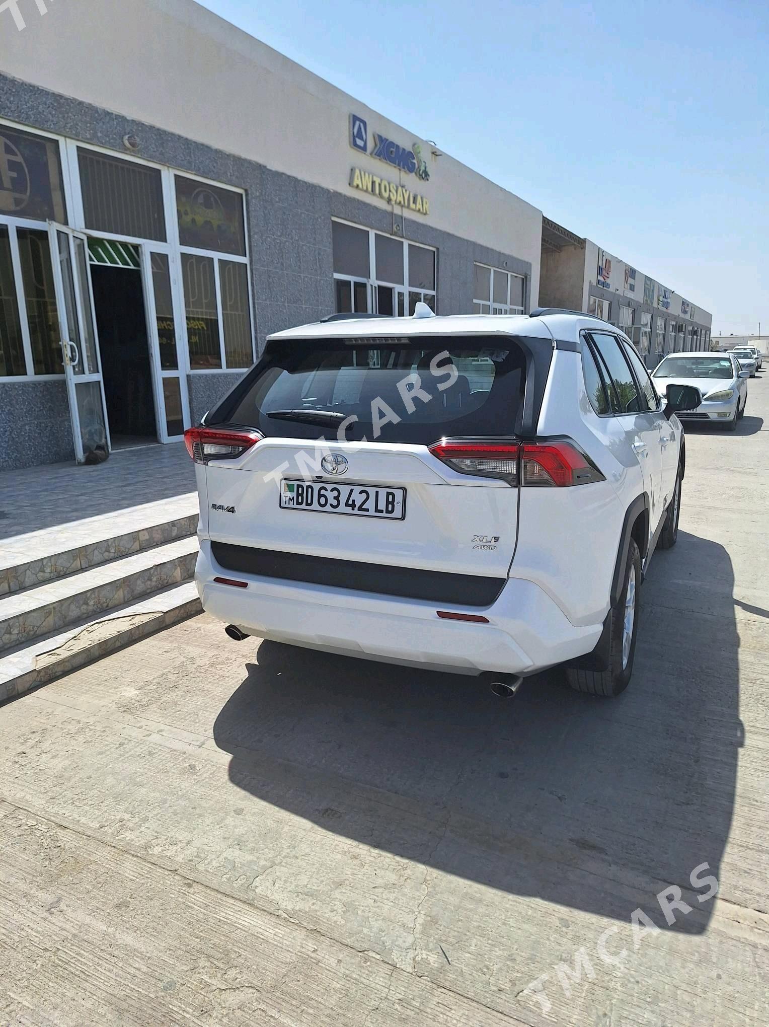 Toyota RAV4 2021 - 390 000 TMT - Туркменабат - img 2
