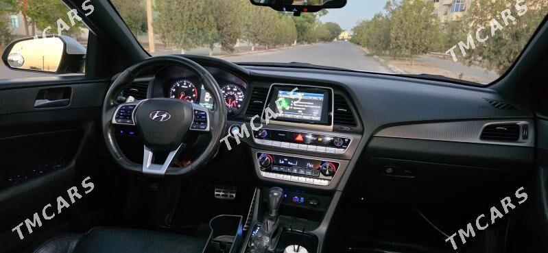 Hyundai Sonata 2018 - 237 000 TMT - Ашхабад - img 4