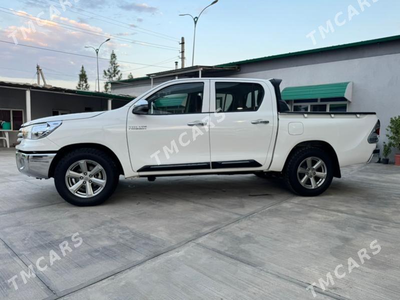 Toyota Hilux 2022 - 460 000 TMT - Ашхабад - img 6