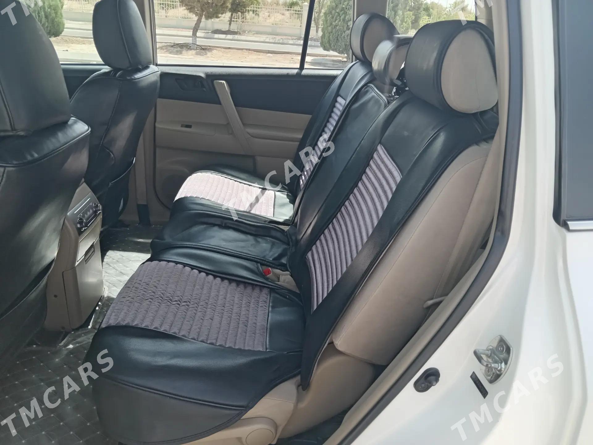 Toyota Highlander 2012 - 310 000 TMT - Туркменабат - img 4