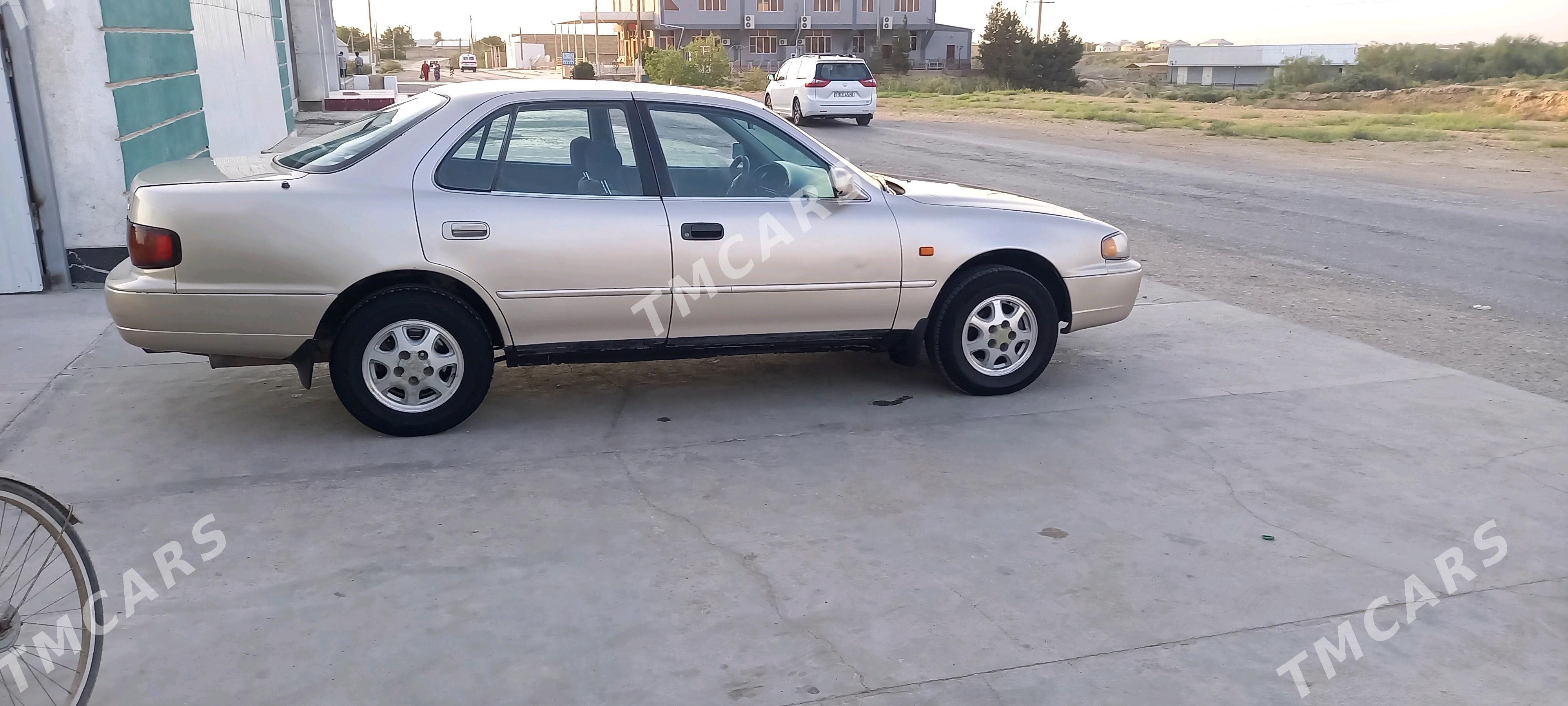 Toyota Camry 1997 - 90 000 TMT - Ёлётен - img 5