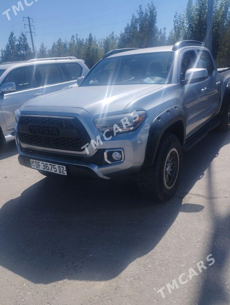 Toyota Tacoma 2019 - 380 000 TMT - Дашогуз - img 3