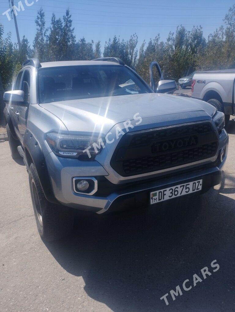Toyota Tacoma 2019 - 380 000 TMT - Дашогуз - img 7