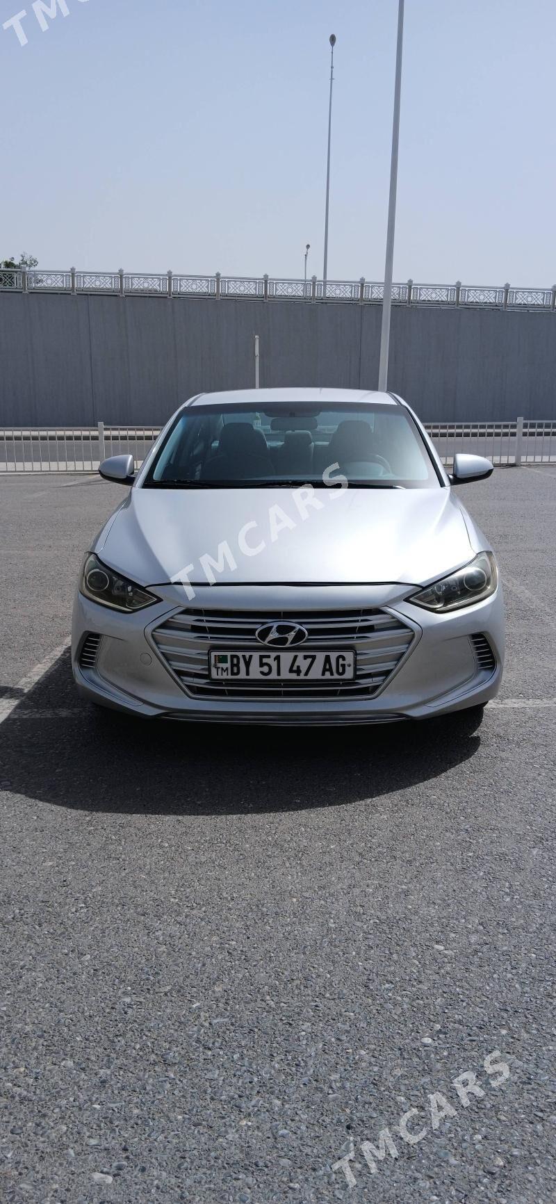 Hyundai Elantra 2017 - 195 000 TMT - Parahat 4 - img 9