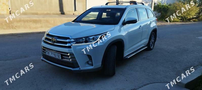 Toyota Highlander 2018 - 530 000 TMT - Дашогуз - img 2