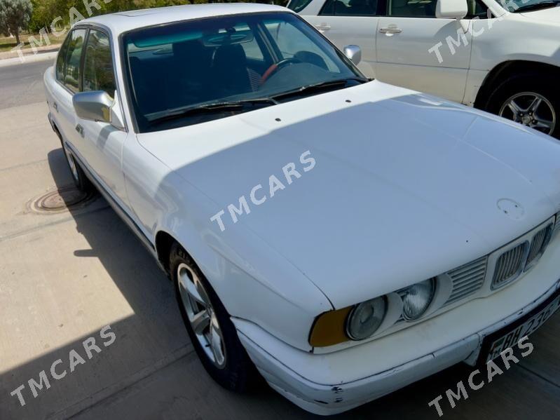 BMW 520 1992 - 43 000 TMT - Туркменабат - img 3