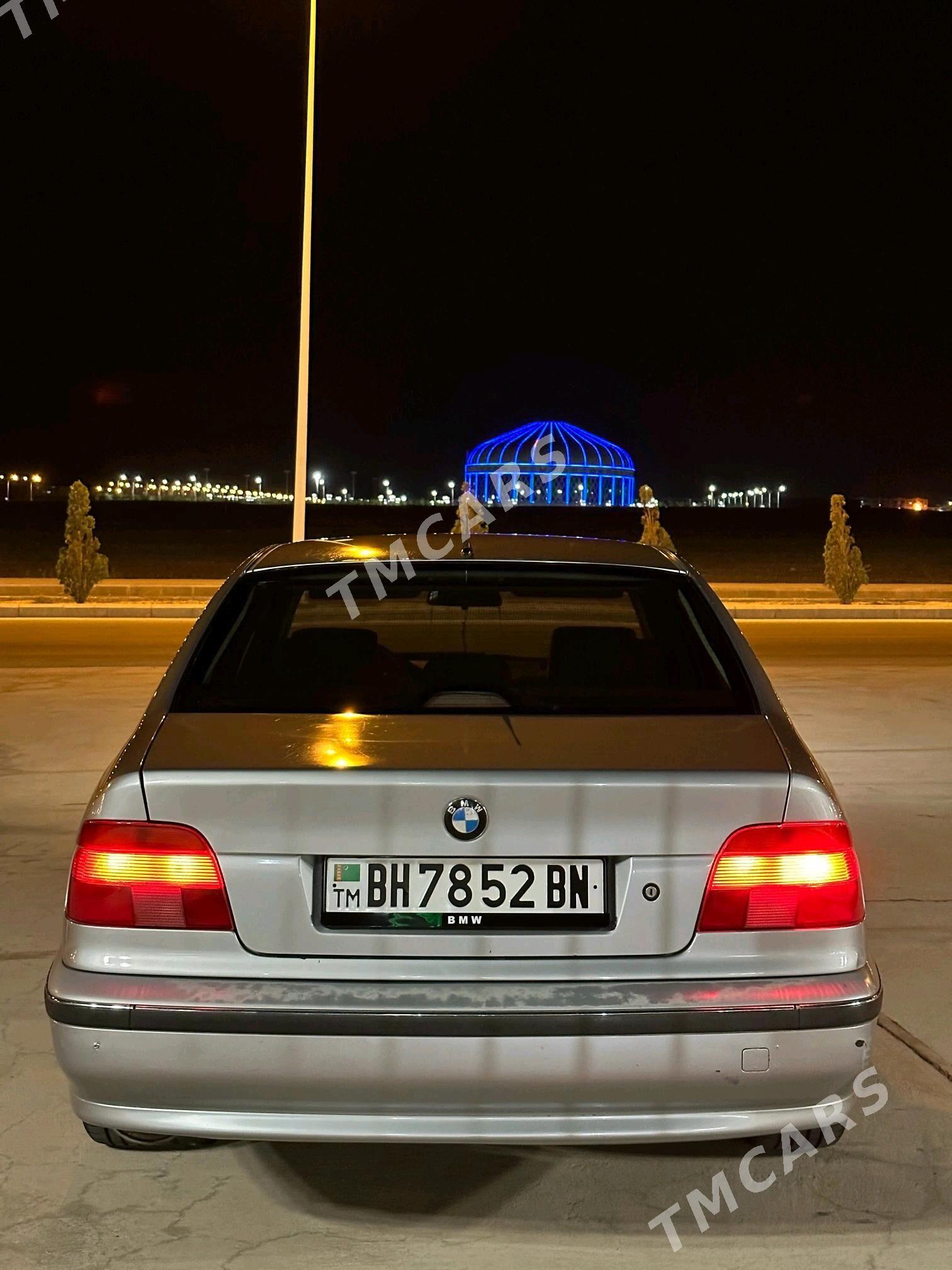 BMW E39 1998 - 105 000 TMT - Балканабат - img 6