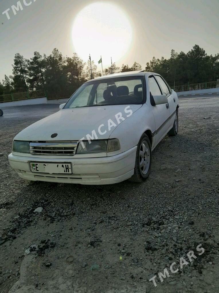 Opel Vectra 1991 - 25 200 TMT - Bäherden - img 4