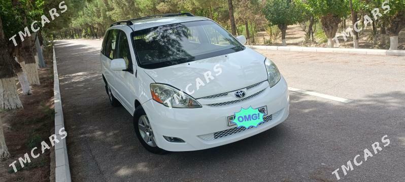 Toyota Sienna 2007 - 200 000 TMT - Мары - img 2