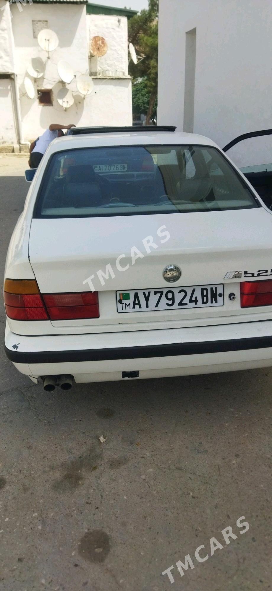 BMW 525 1988 - 45 000 TMT - Türkmenbaşy - img 4