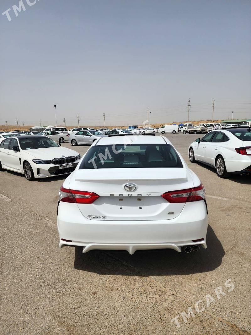 Toyota Camry 2020 - 360 000 TMT - Гаудан "В" - img 6