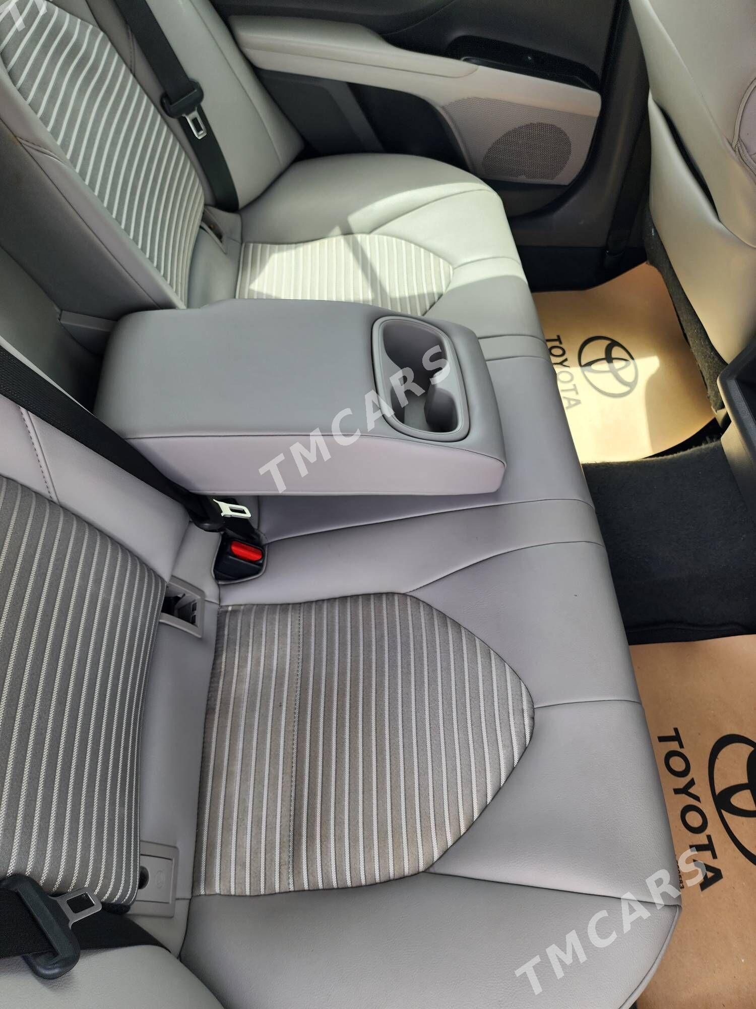 Toyota Camry 2020 - 360 000 TMT - Гаудан "В" - img 8