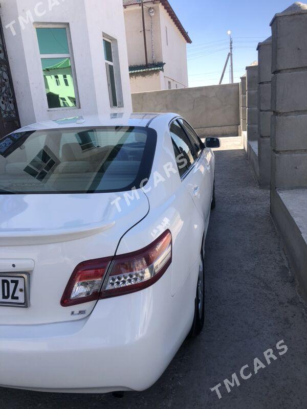 Toyota Camry 2011 - 205 000 TMT - Daşoguz - img 2