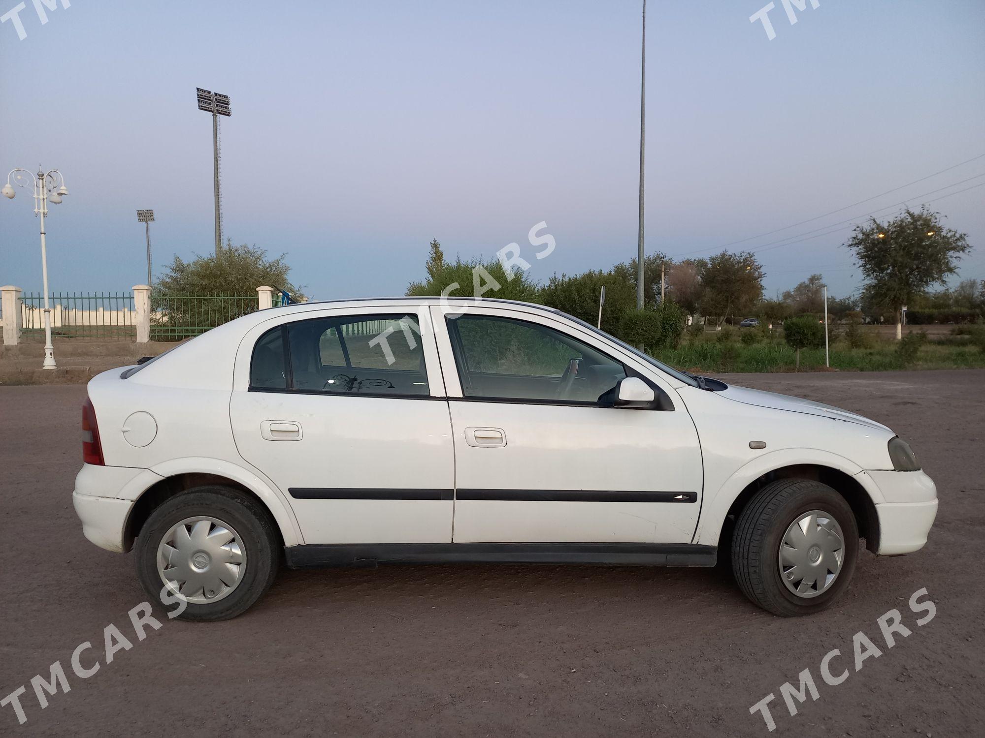 Opel Astra 2002 - 70 000 TMT - Болдумсаз - img 3