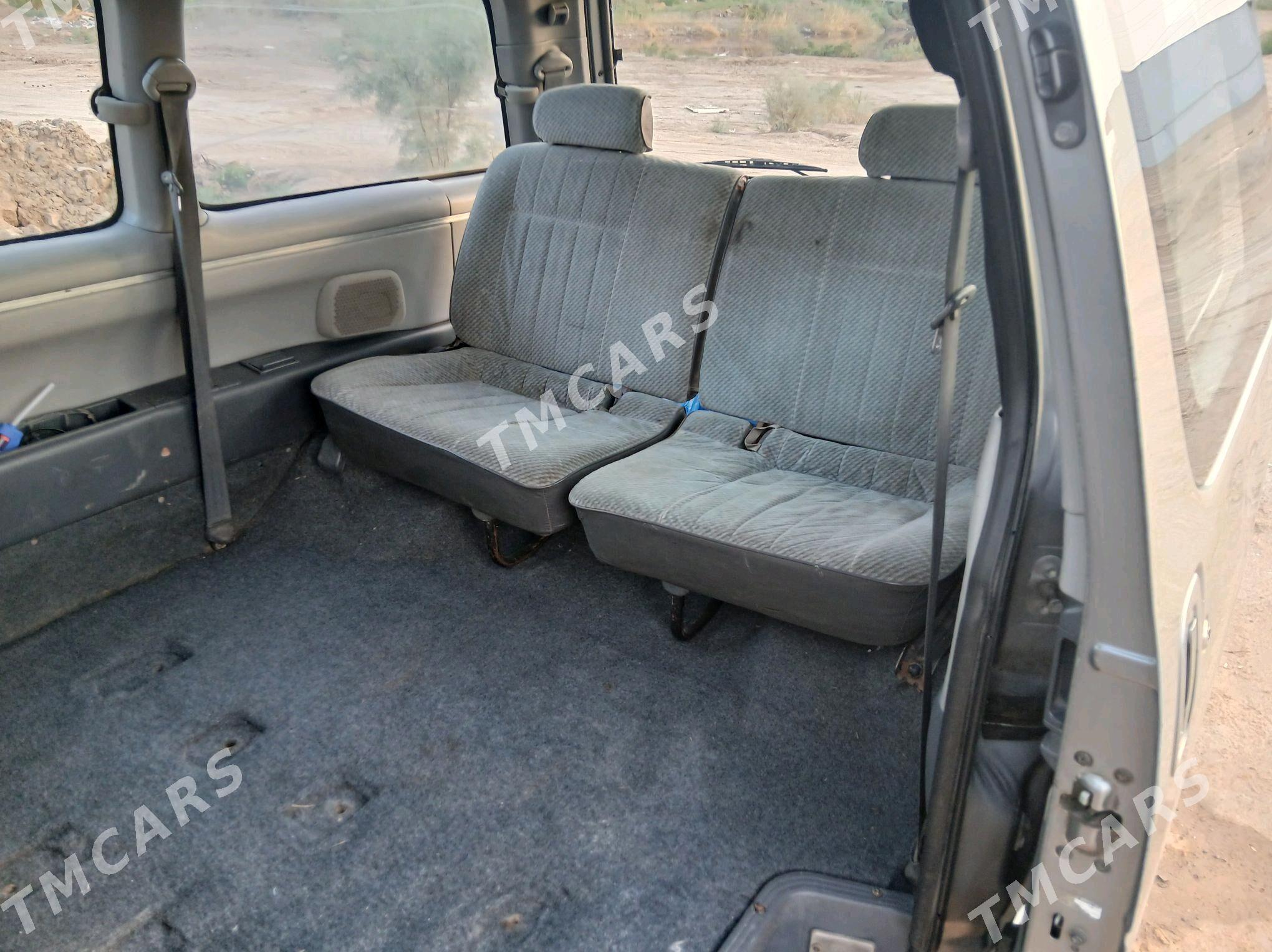 Toyota Town Ace 1994 - 60 000 TMT - Мары - img 3
