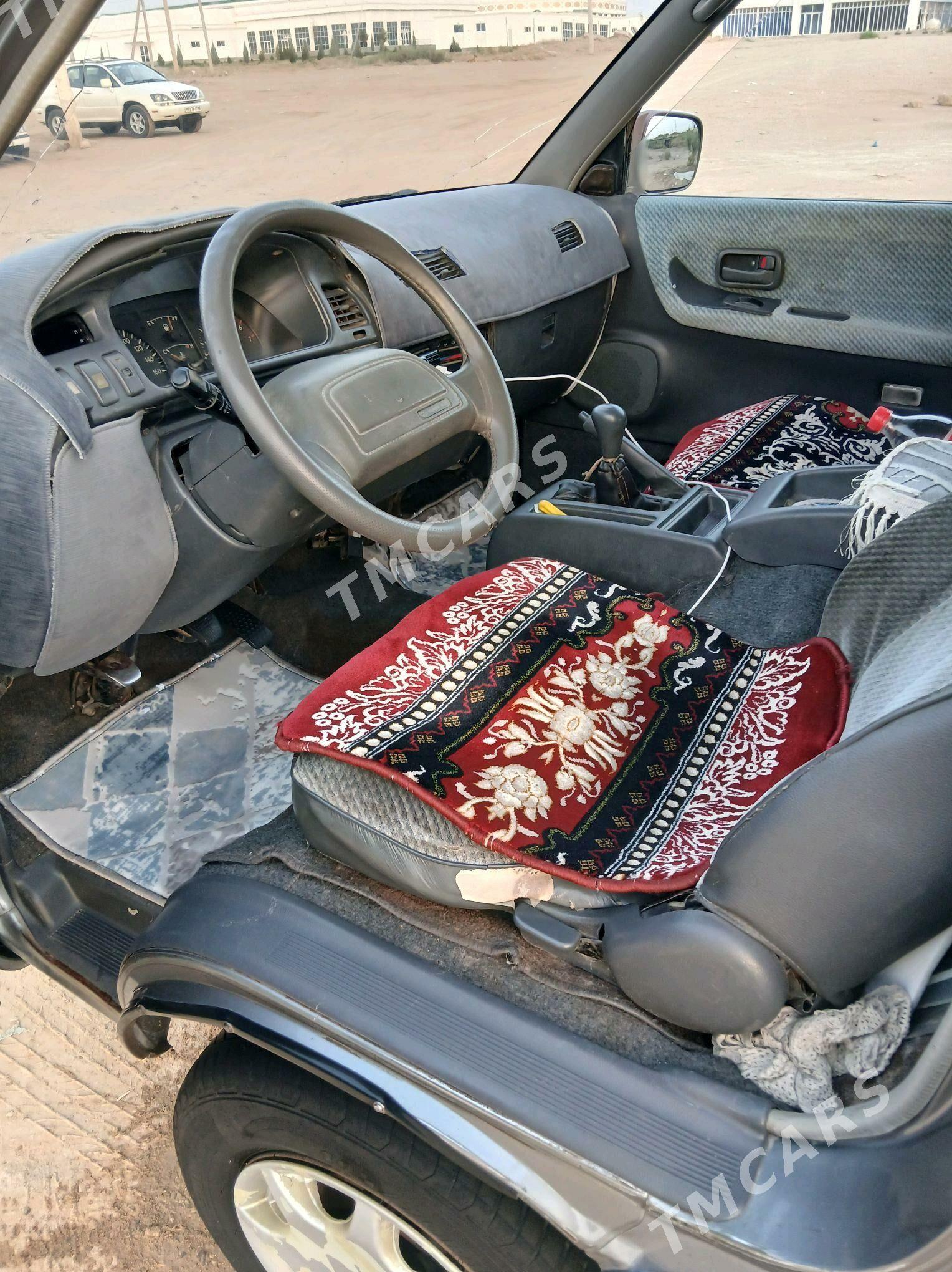 Toyota Town Ace 1994 - 60 000 TMT - Мары - img 8