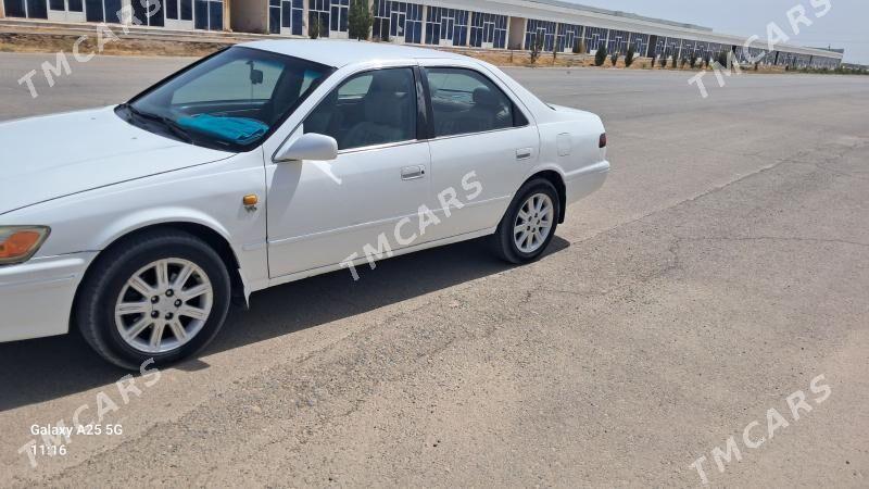 Toyota Camry 1999 - 125 000 TMT - Baýramaly - img 3