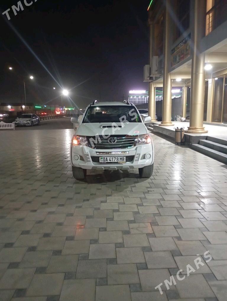 Toyota Hilux 2012 - 240 000 TMT - Мары - img 7