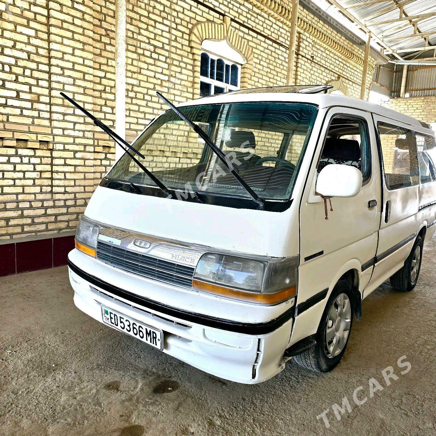 Toyota Hiace 1996 - 48 000 TMT - Мары - img 4