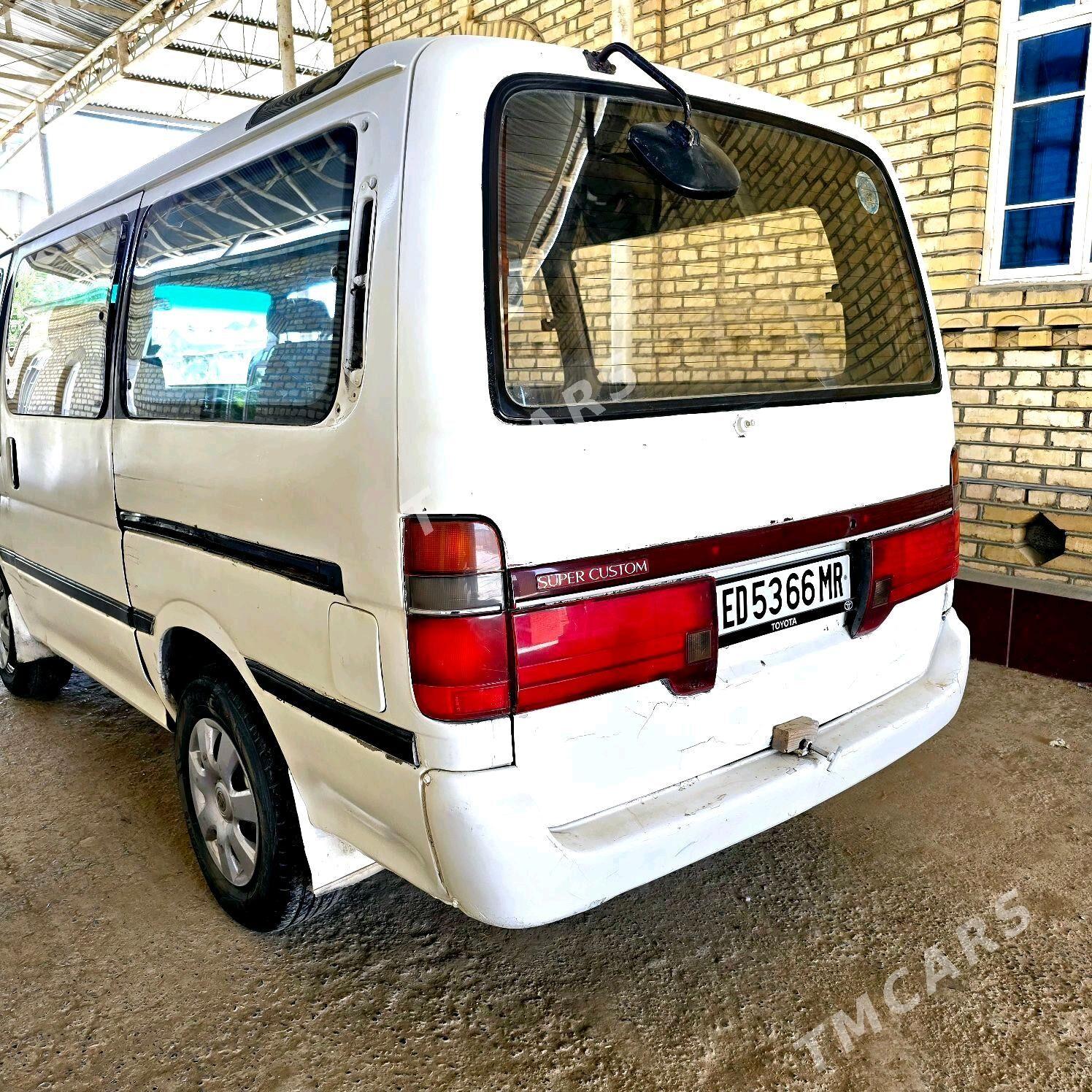 Toyota Hiace 1996 - 48 000 TMT - Мары - img 6