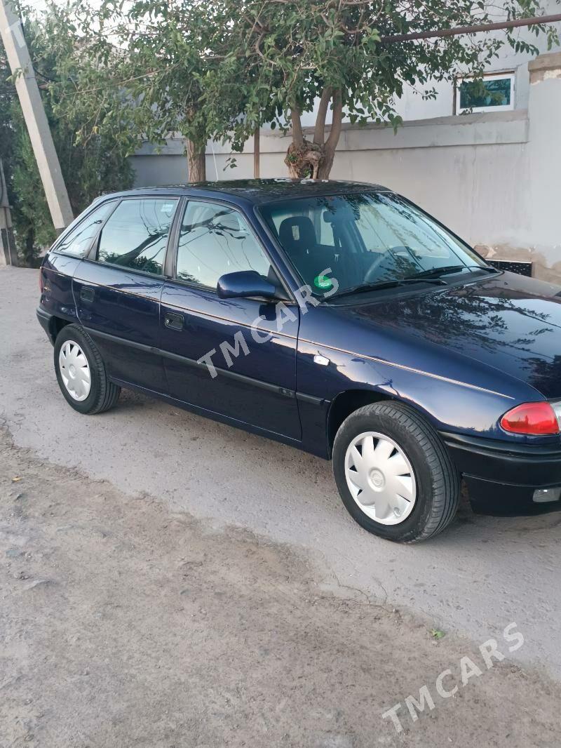 Opel Astra 1993 - 37 000 TMT - Дашогуз - img 4