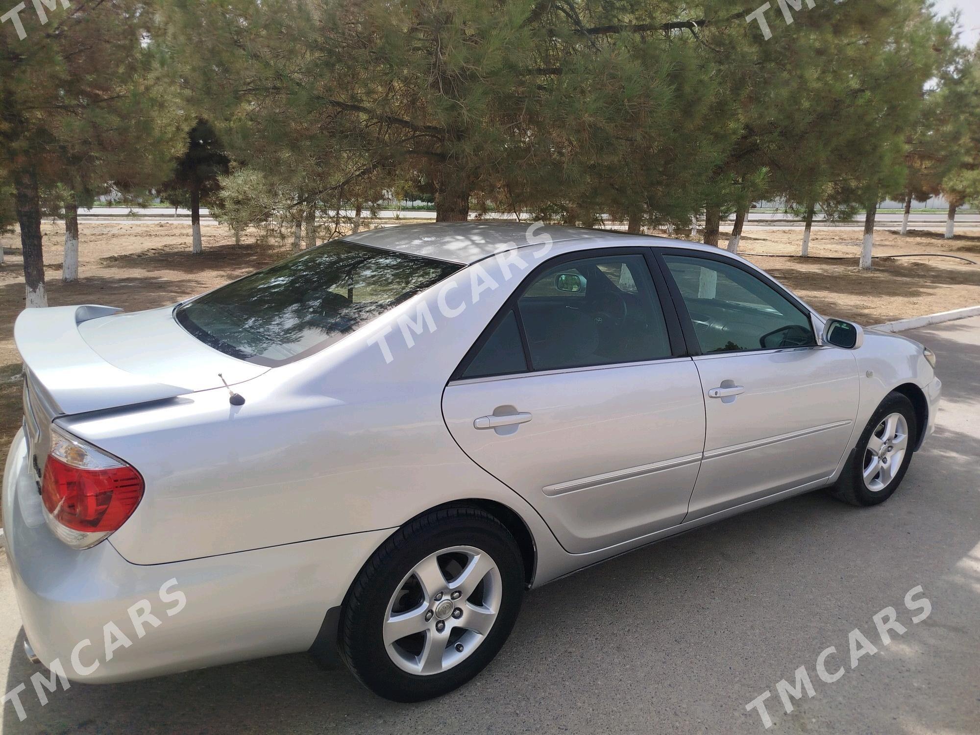 Toyota Camry 2004 - 195 000 TMT - Мары - img 4