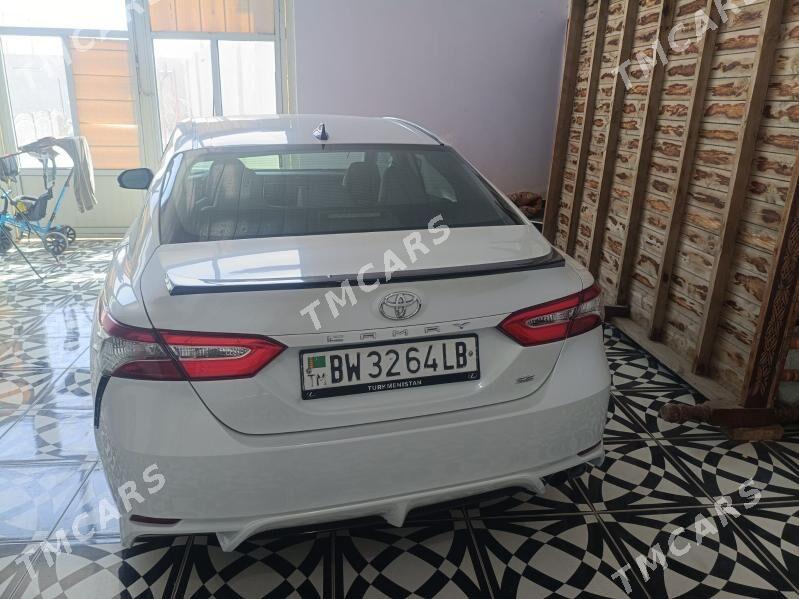 Toyota Camry 2020 - 285 000 TMT - Туркменабат - img 3