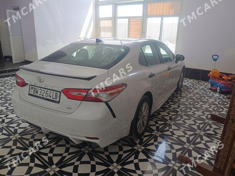 Toyota Camry 2020 - 285 000 TMT - Туркменабат - img 6