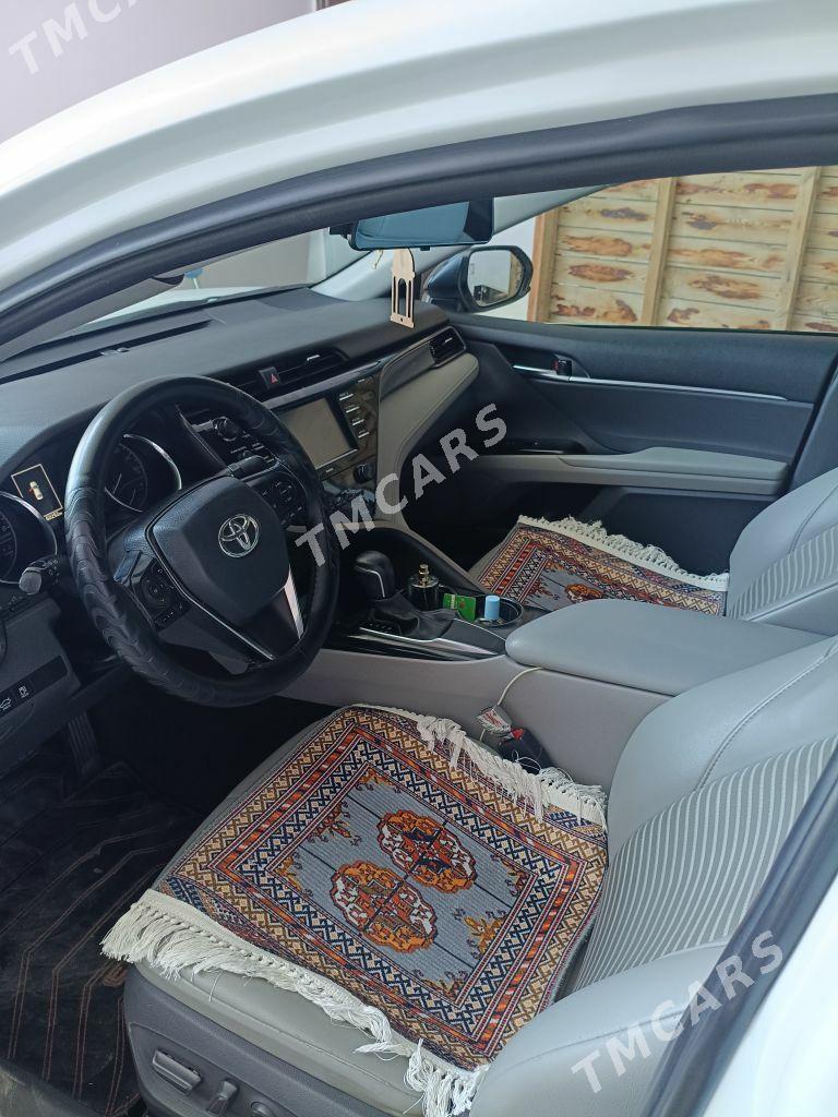 Toyota Camry 2020 - 285 000 TMT - Туркменабат - img 2