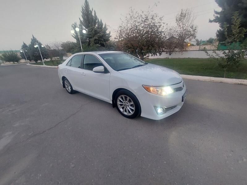 Toyota Camry 2014 - 198 000 TMT - Бузмеин - img 3