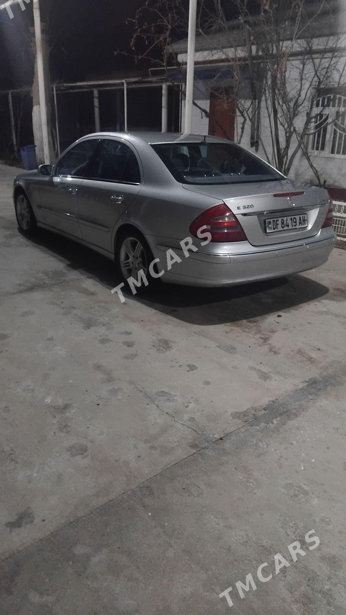 Mercedes-Benz E320 2002 - 110 000 TMT - Теджен - img 6