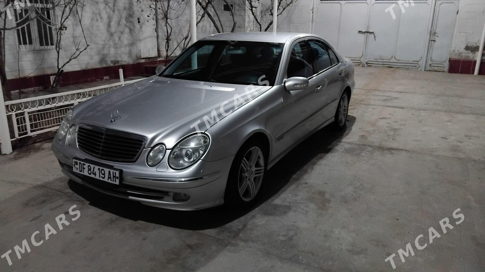 Mercedes-Benz E320 2002 - 110 000 TMT - Теджен - img 3