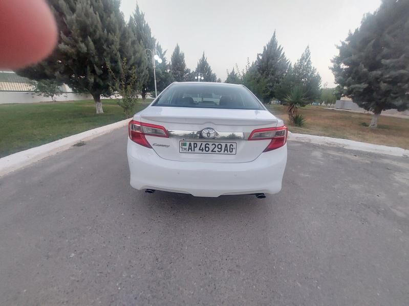 Toyota Camry 2014 - 198 000 TMT - Бузмеин - img 10