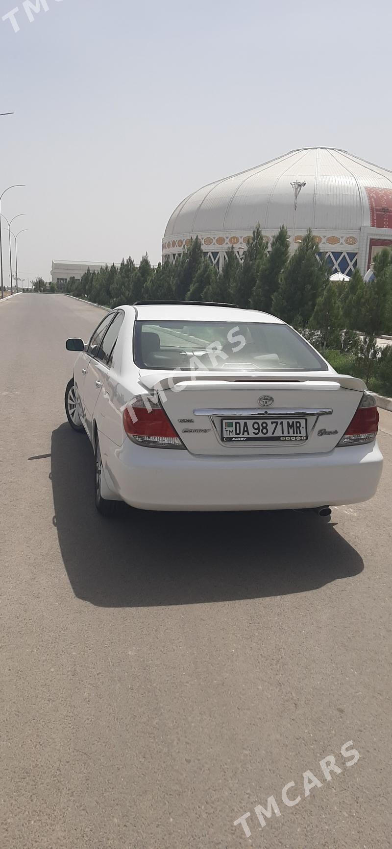 Toyota Camry 2003 - 170 000 TMT - Mary - img 4
