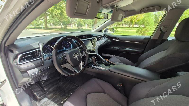 Toyota Camry 2018 - 328 000 TMT - Aşgabat - img 9