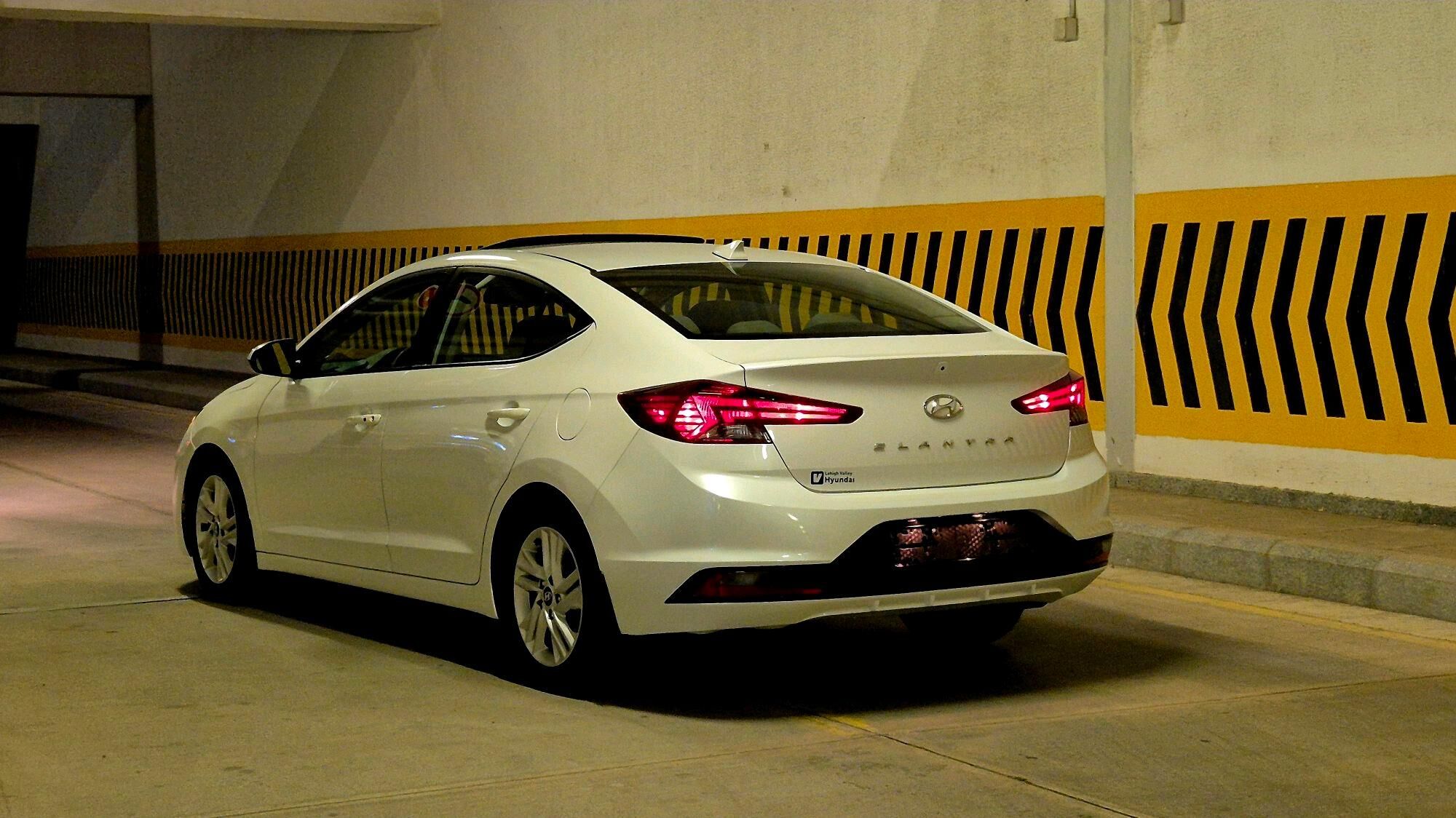 Hyundai Elantra 2019 - 235 000 TMT - Aşgabat - img 3