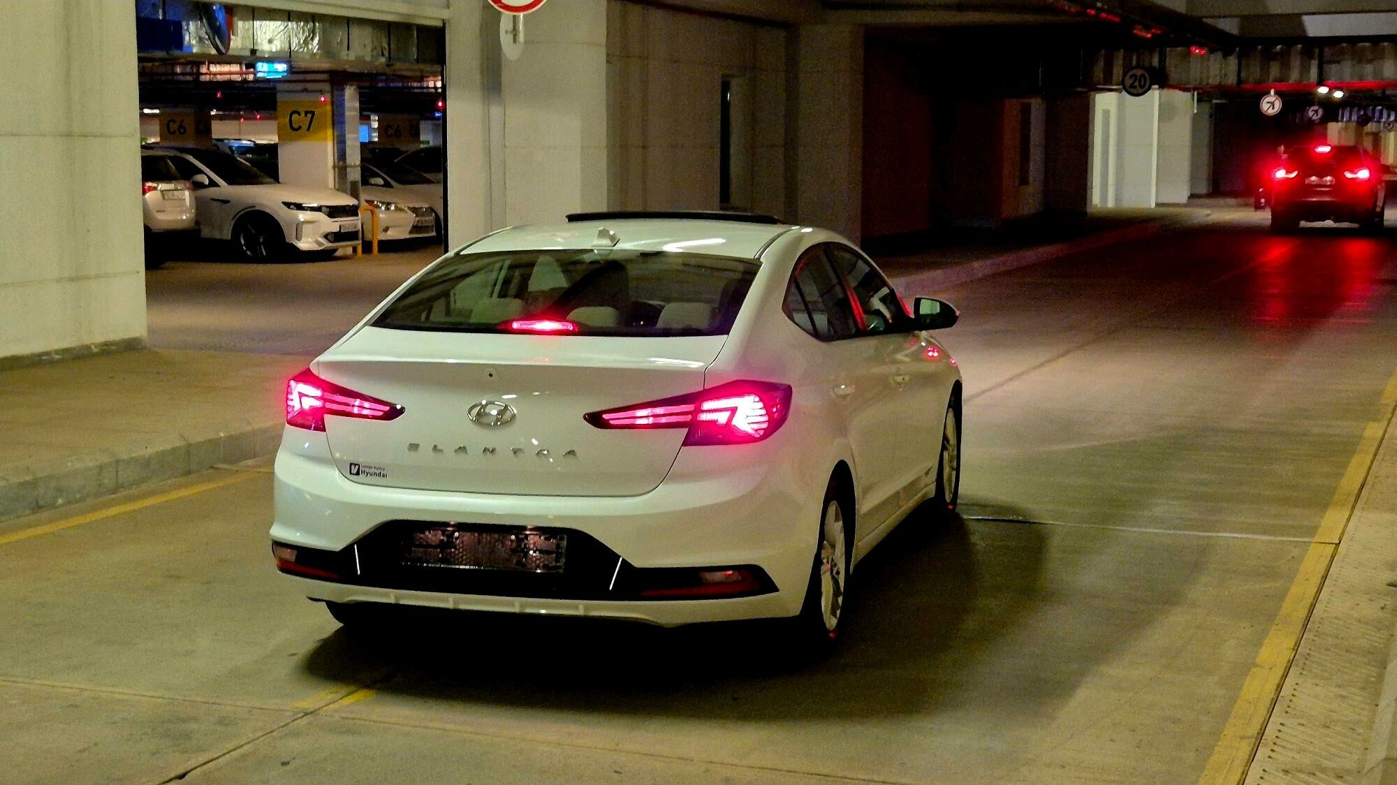 Hyundai Elantra 2019 - 235 000 TMT - Aşgabat - img 4
